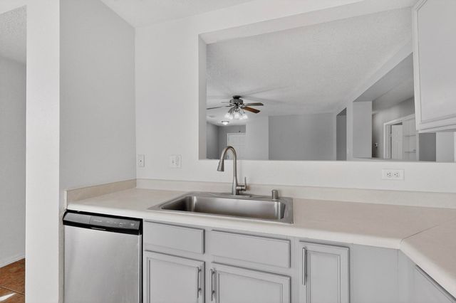 5328 Mayhill Place NE, Rio Rancho, NM 87144