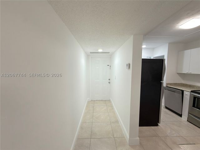 7801 S Colony Cir S 202, Tamarac, FL 33321