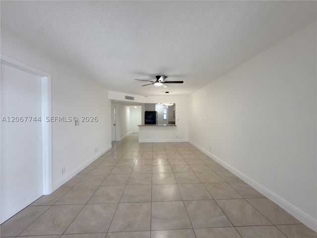 7801 S Colony Cir S 202, Tamarac, FL 33321