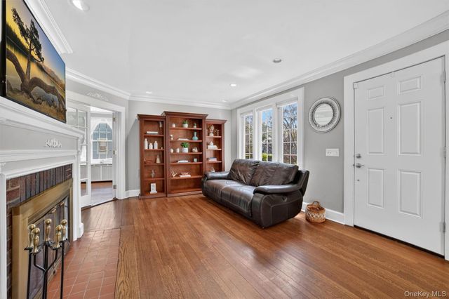 187 Longview Avenue, White Plains, NY 10605