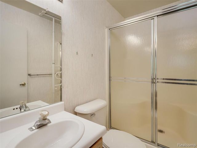 1127 S Lake Drive 206, Novi, MI 48377