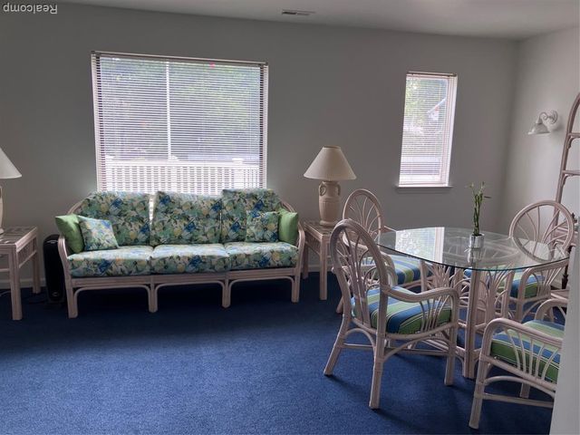 1127 S Lake Drive 206, Novi, MI 48377