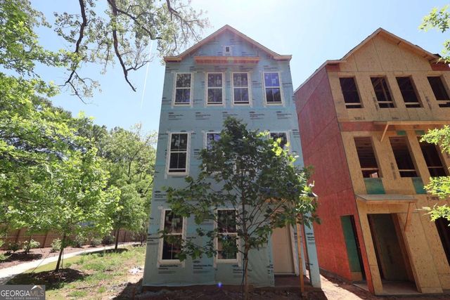 642 Memphis Drive, Scottdale, GA 30079