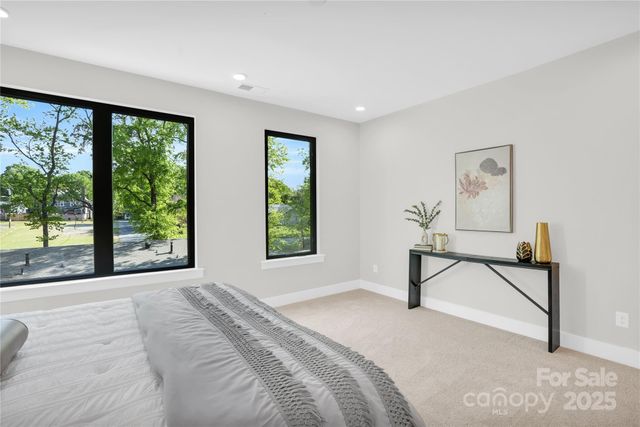 3449 Byrnes Street, Charlotte, NC 28205