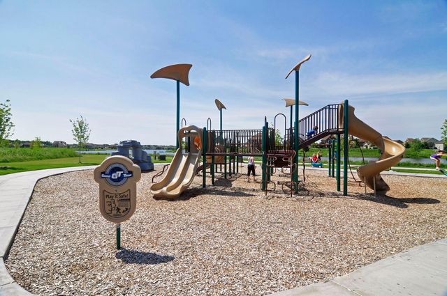 3074 Aspen Lake Drive NE, Blaine, MN 55449