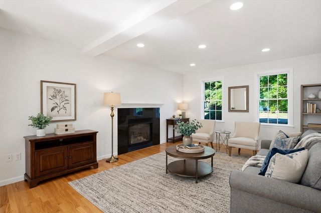 4 Azalea Circle, Millbury, MA 01527