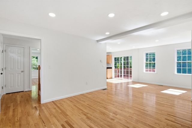 4 Azalea Circle, Millbury, MA 01527