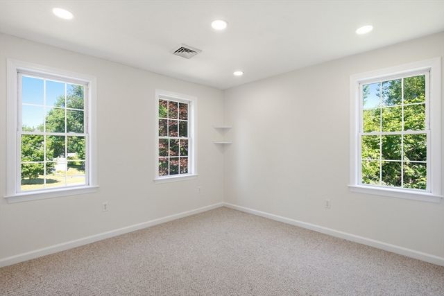 4 Azalea Circle, Millbury, MA 01527