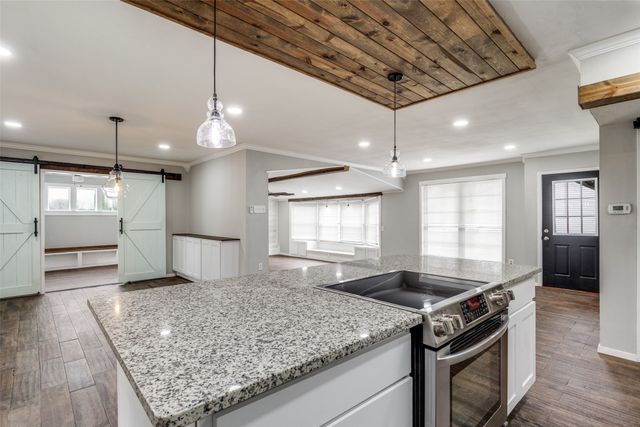 2954 Candlewick Lane, Farmers Branch, TX 75234