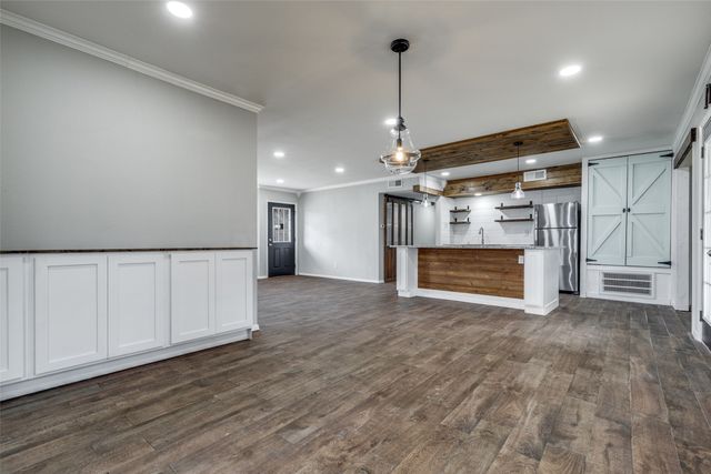 2954 Candlewick Lane, Farmers Branch, TX 75234