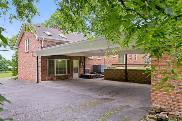 7970 Hooten Hows Rd, Nashville, TN 37221