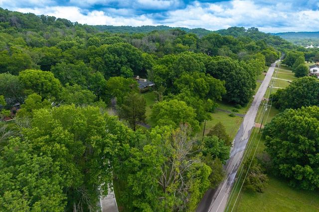 7970 Hooten Hows Rd, Nashville, TN 37221