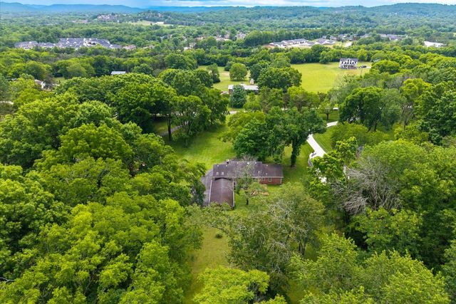 7970 Hooten Hows Rd, Nashville, TN 37221