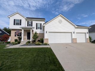 874 Henning Street, Dundee Village, MI 48131