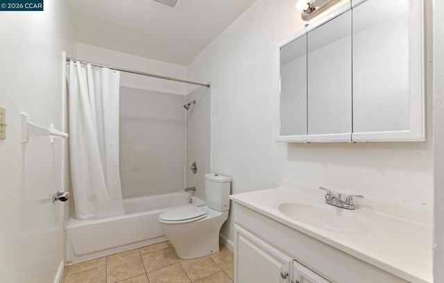 2412 Sequoia Dr, Antioch, CA 94509