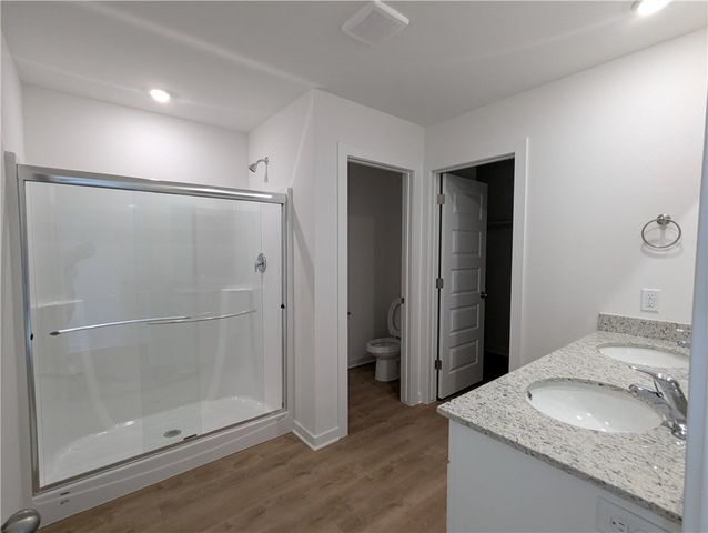 1040 Rently Street, Prairie Grove, AR 72753