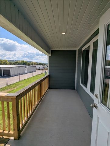 1040 Rently Street, Prairie Grove, AR 72753