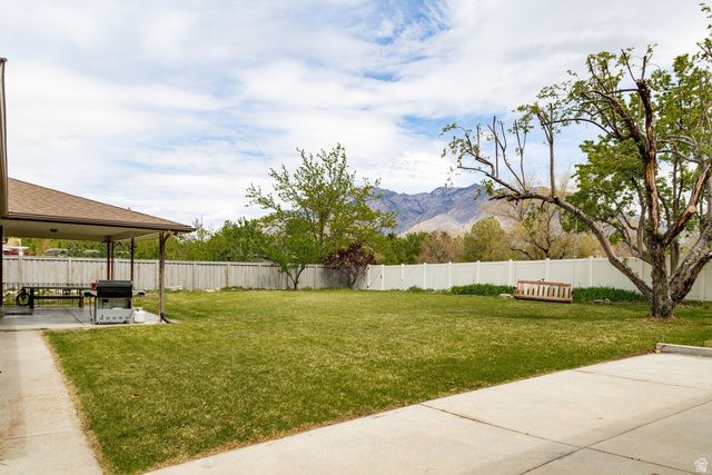 8291 S CRAVALAN CIR, Sandy, UT 84093