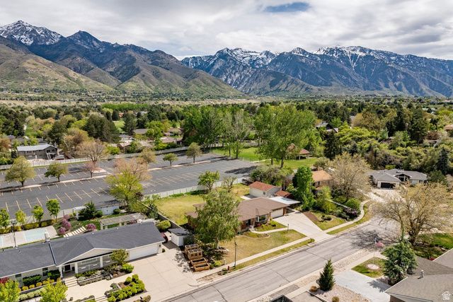 8291 S CRAVALAN CIR, Sandy, UT 84093