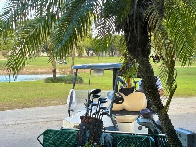 1055 Country Club Drive 404, Margate, FL 33063