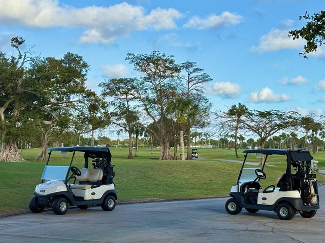 1055 Country Club Drive 404, Margate, FL 33063