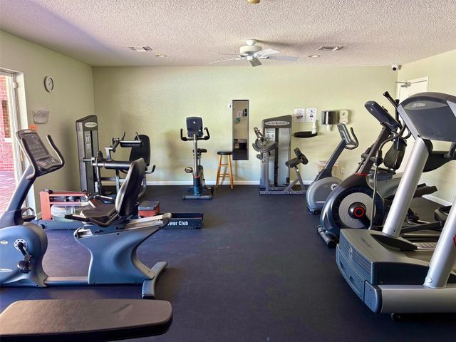 1055 Country Club Drive 404, Margate, FL 33063