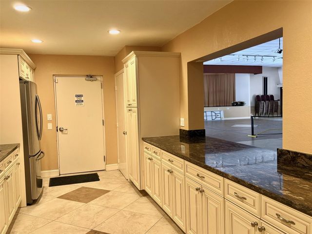 1055 Country Club Drive 404, Margate, FL 33063