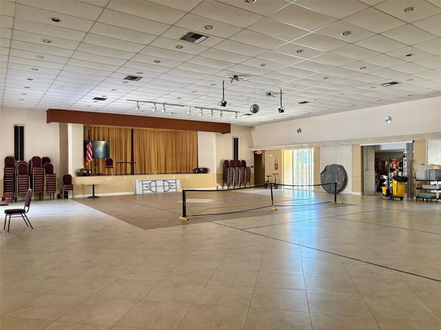 1055 Country Club Drive 404, Margate, FL 33063