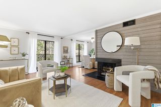 112 WEST GREEN # 112, Vestavia Hills, AL 35243