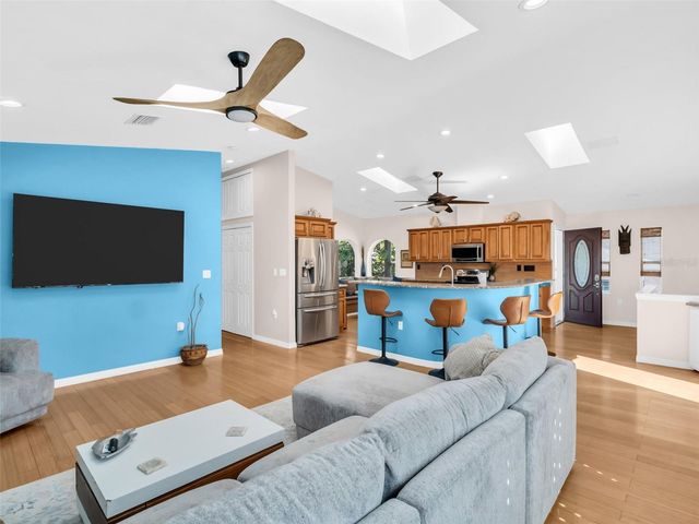 1907 GULF BEACH BOULEVARD, Tarpon Springs, FL 34689