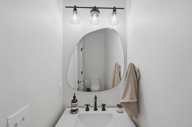 1564 Great Ridge Parkway, Chapel Hill, NC 27516