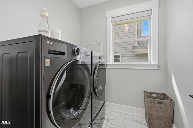 1564 Great Ridge Parkway, Chapel Hill, NC 27516