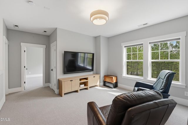 1564 Great Ridge Parkway, Chapel Hill, NC 27516