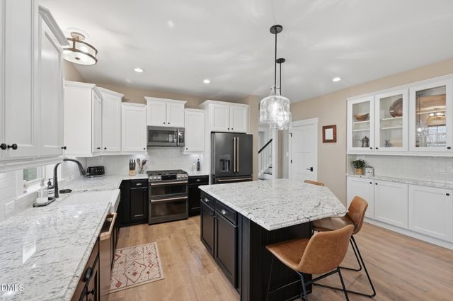 1564 Great Ridge Parkway, Chapel Hill, NC 27516