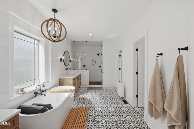 1564 Great Ridge Parkway, Chapel Hill, NC 27516