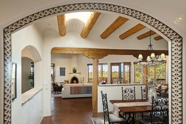 1050 Sierra Del Norte, Santa Fe, NM 87501