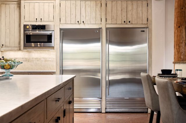 1050 Sierra Del Norte, Santa Fe, NM 87501