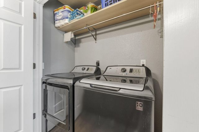 6208 W State Highway Ee, Springfield, MO 65802