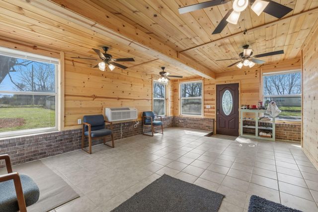 6208 W State Highway Ee, Springfield, MO 65802