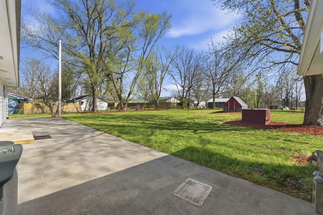 6208 W State Highway Ee, Springfield, MO 65802