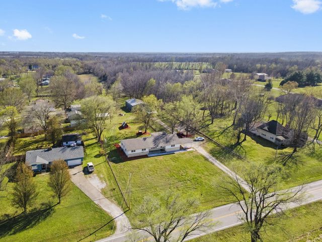 6208 W State Highway Ee, Springfield, MO 65802
