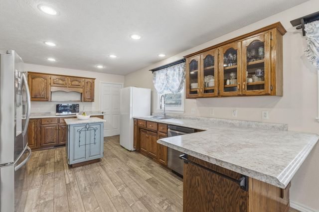 6208 W State Highway Ee, Springfield, MO 65802