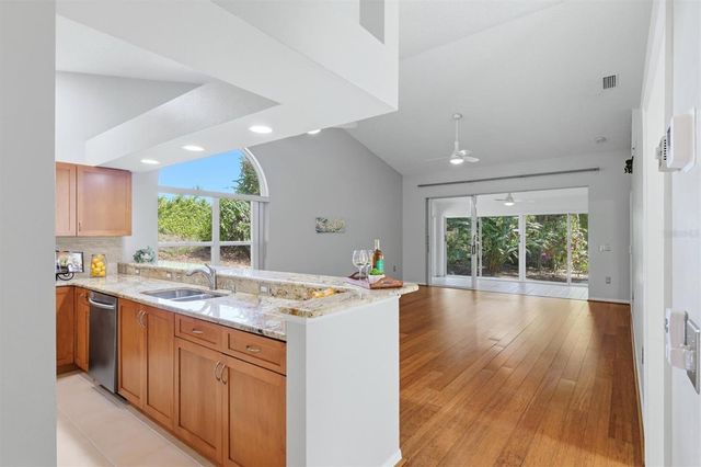 4461 ASCOT CIRCLE S, Sarasota, FL 34235