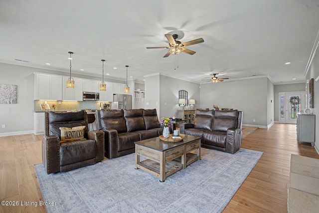 16301 Spitfire Lake Path, Louisville, KY 40245