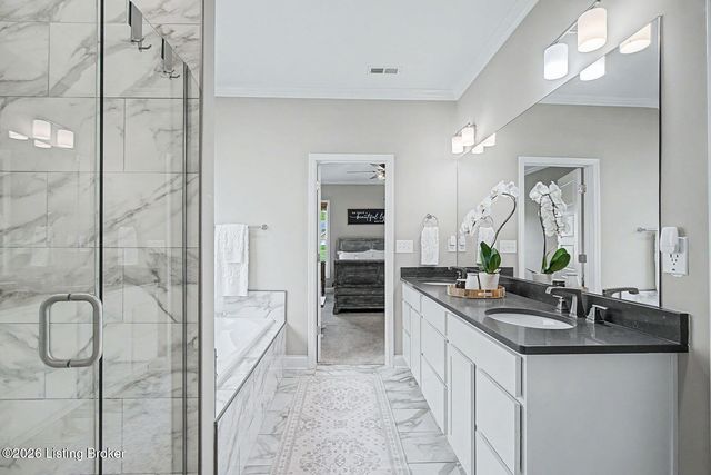 16301 Spitfire Lake Path, Louisville, KY 40245