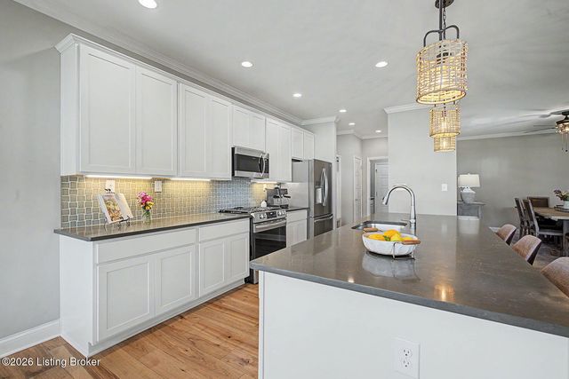 16301 Spitfire Lake Path, Louisville, KY 40245