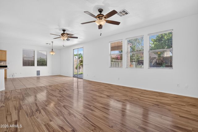 11826 W FOOTHILL Drive, Sun City, AZ 85373