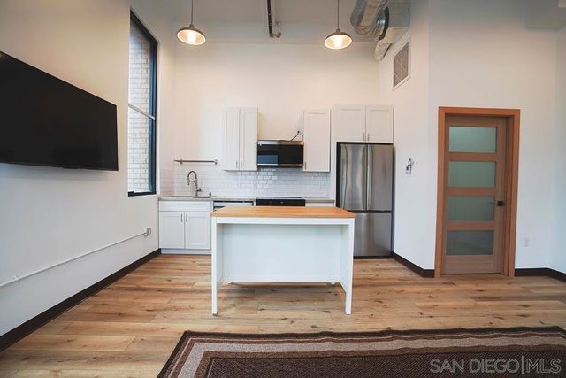 5063 Waterview Way 102, Oceanside, CA 92057