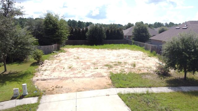 36 Madiera Drive, Freeport, FL 32439