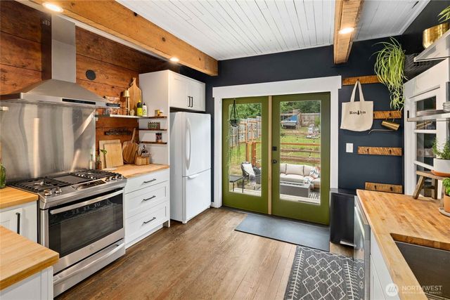 407 S 7th Street, Roslyn, WA 98941